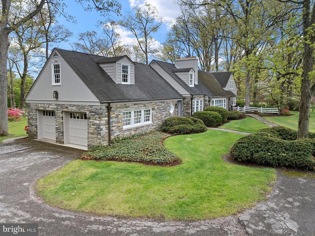 30 Longview Drive photo 5