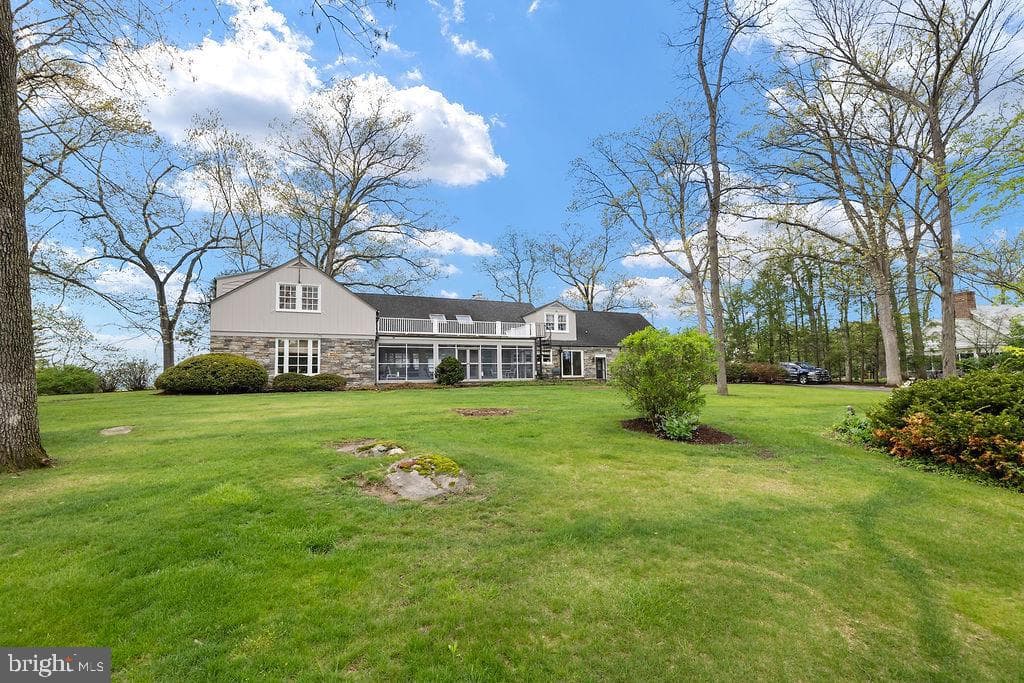 30 Longview Drive photo 81