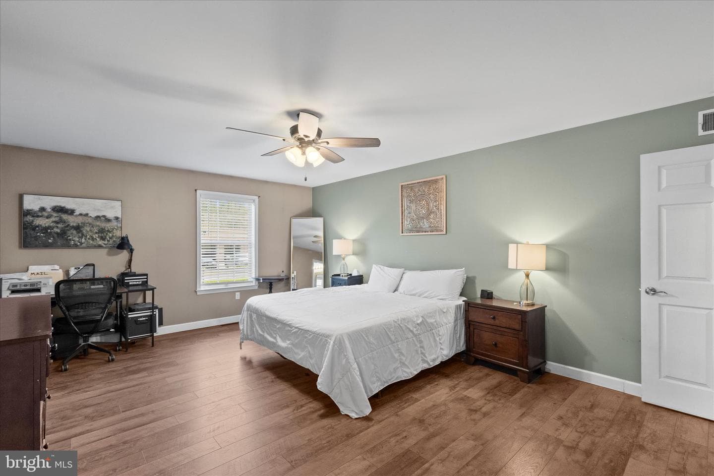 8 Orchard Drive photo 16