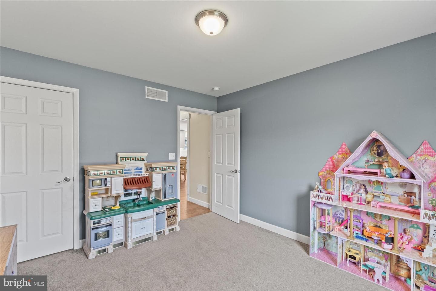 8 Orchard Drive photo 20
