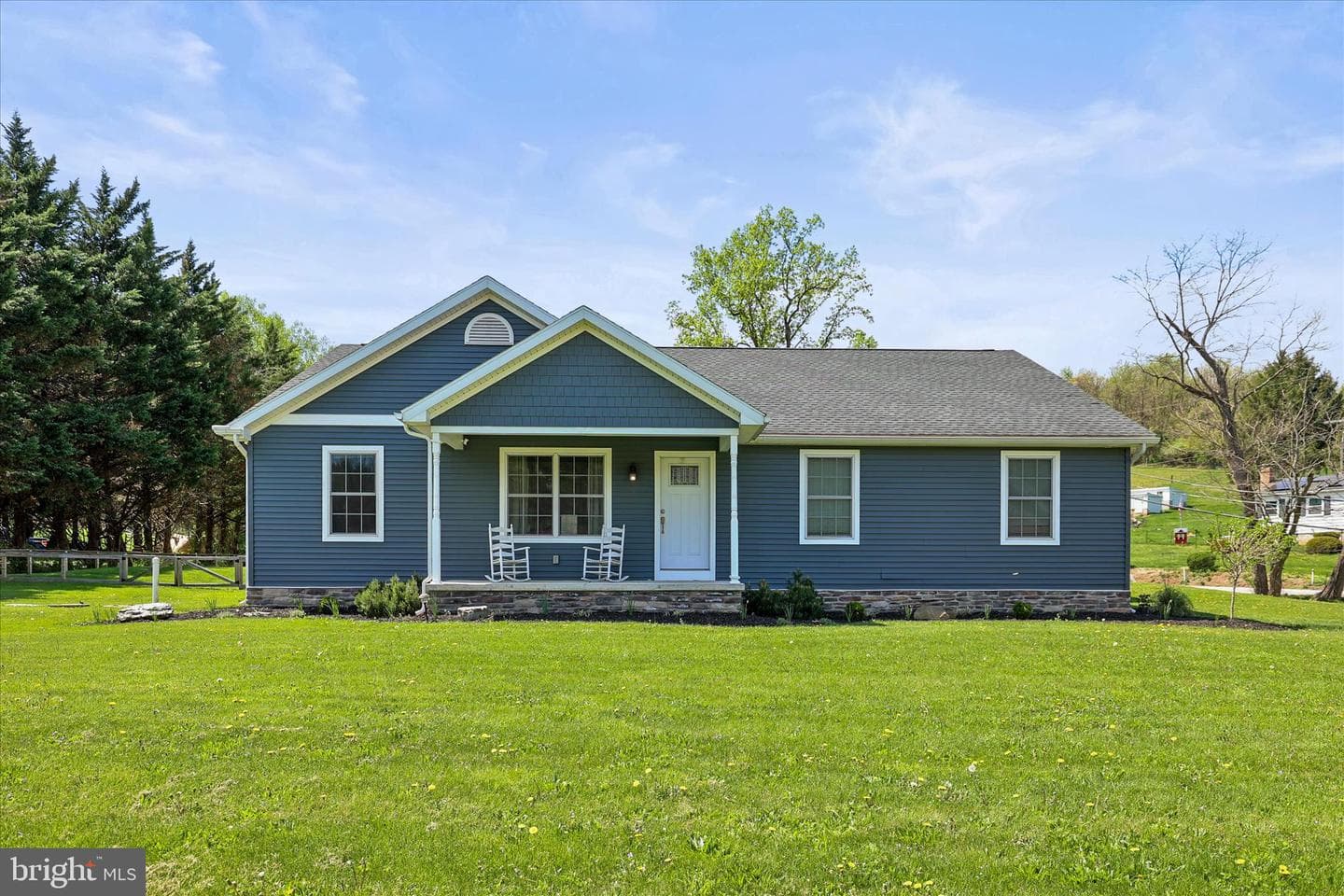 8 Orchard Drive photo 3