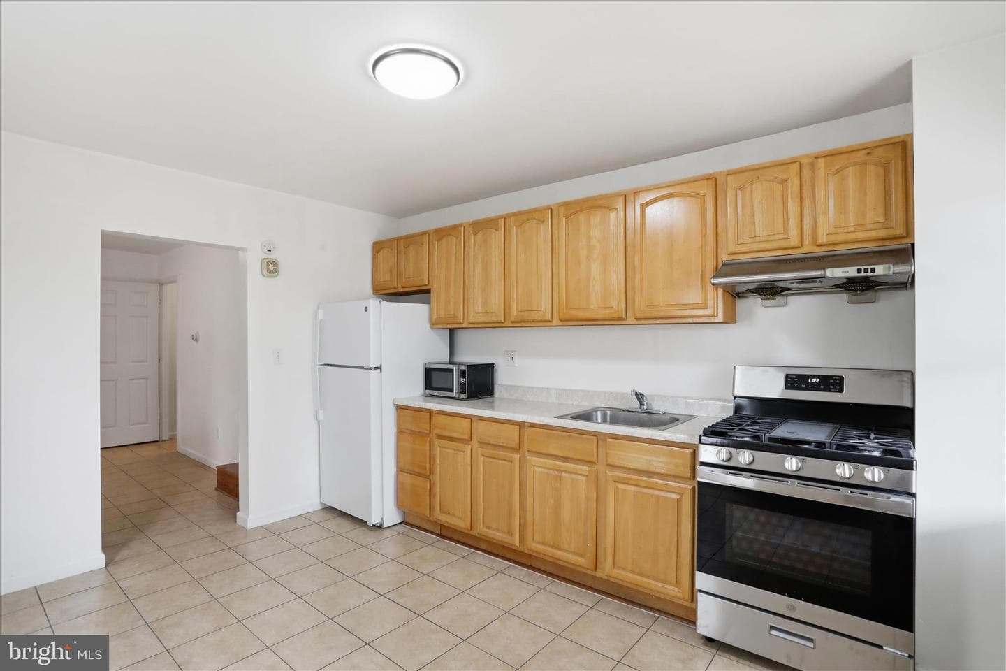 244 S Washington Street photo 13