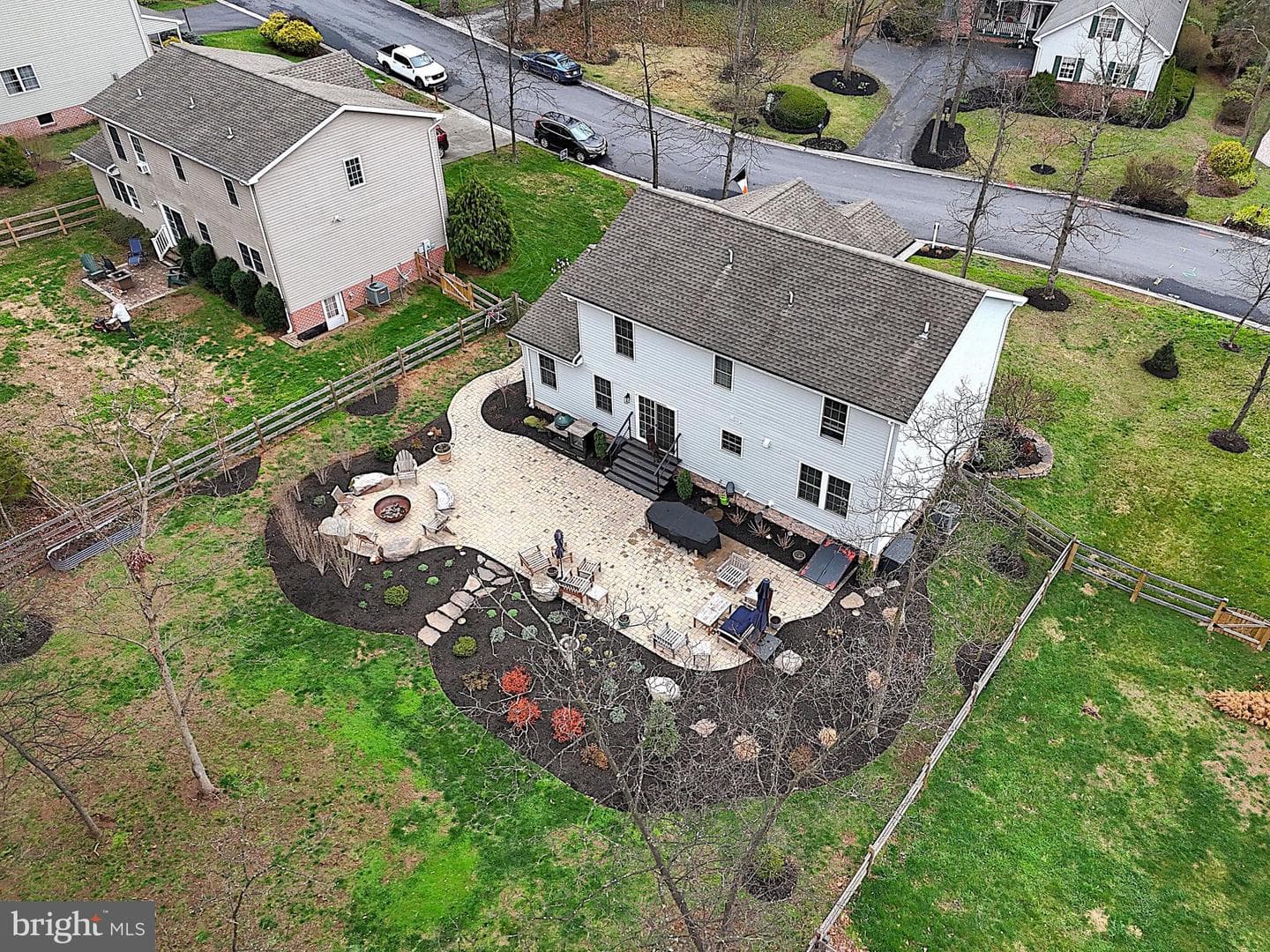 240 Twin Lakes Drive photo 37