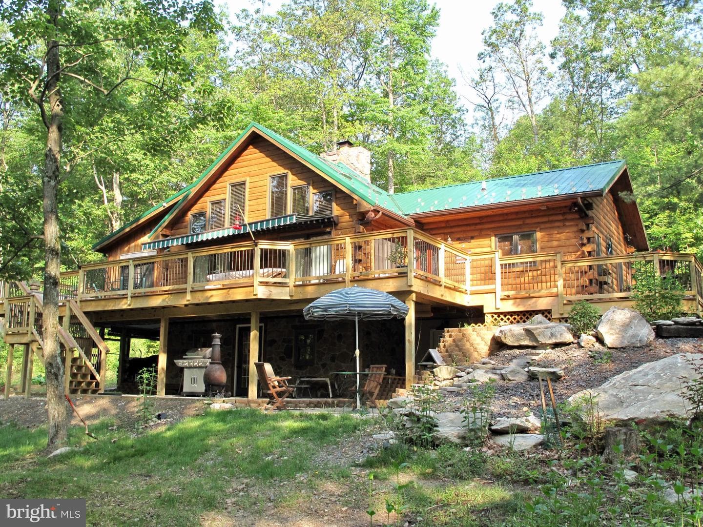 166 Woodview Road photo 2