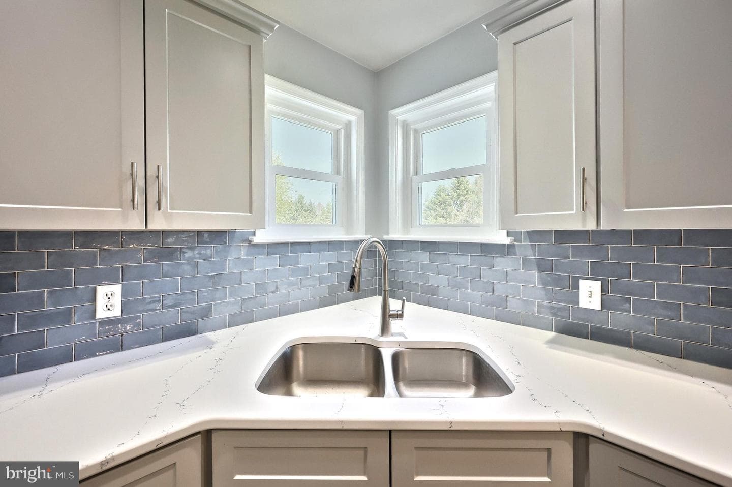 1066 Fox Run Terrace photo 23