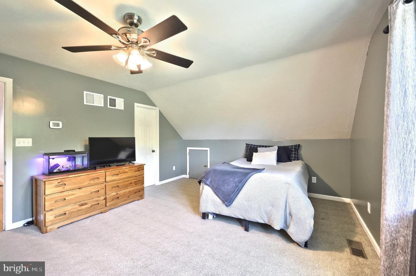 1066 Fox Run Terrace photo 37