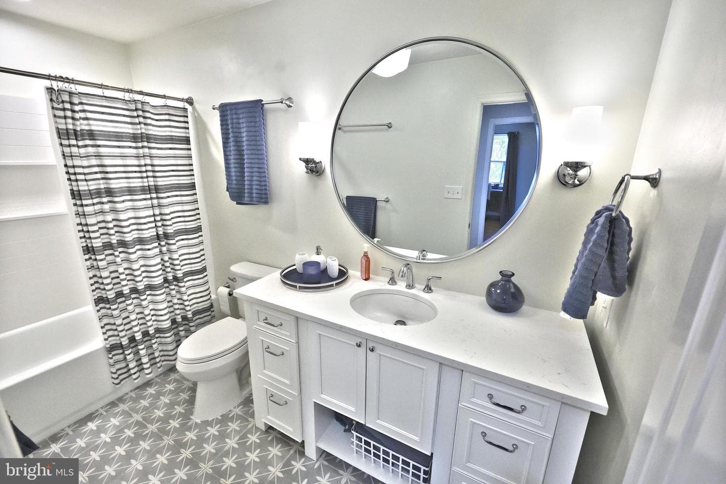 1066 Fox Run Terrace photo 38