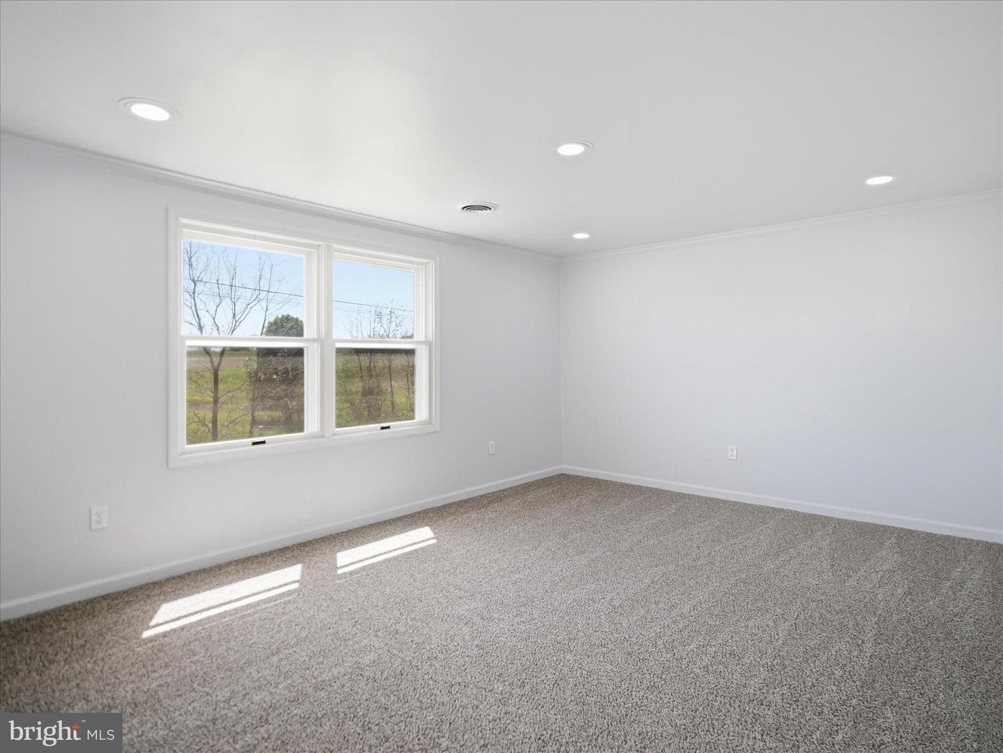 115 White Church Road photo 10