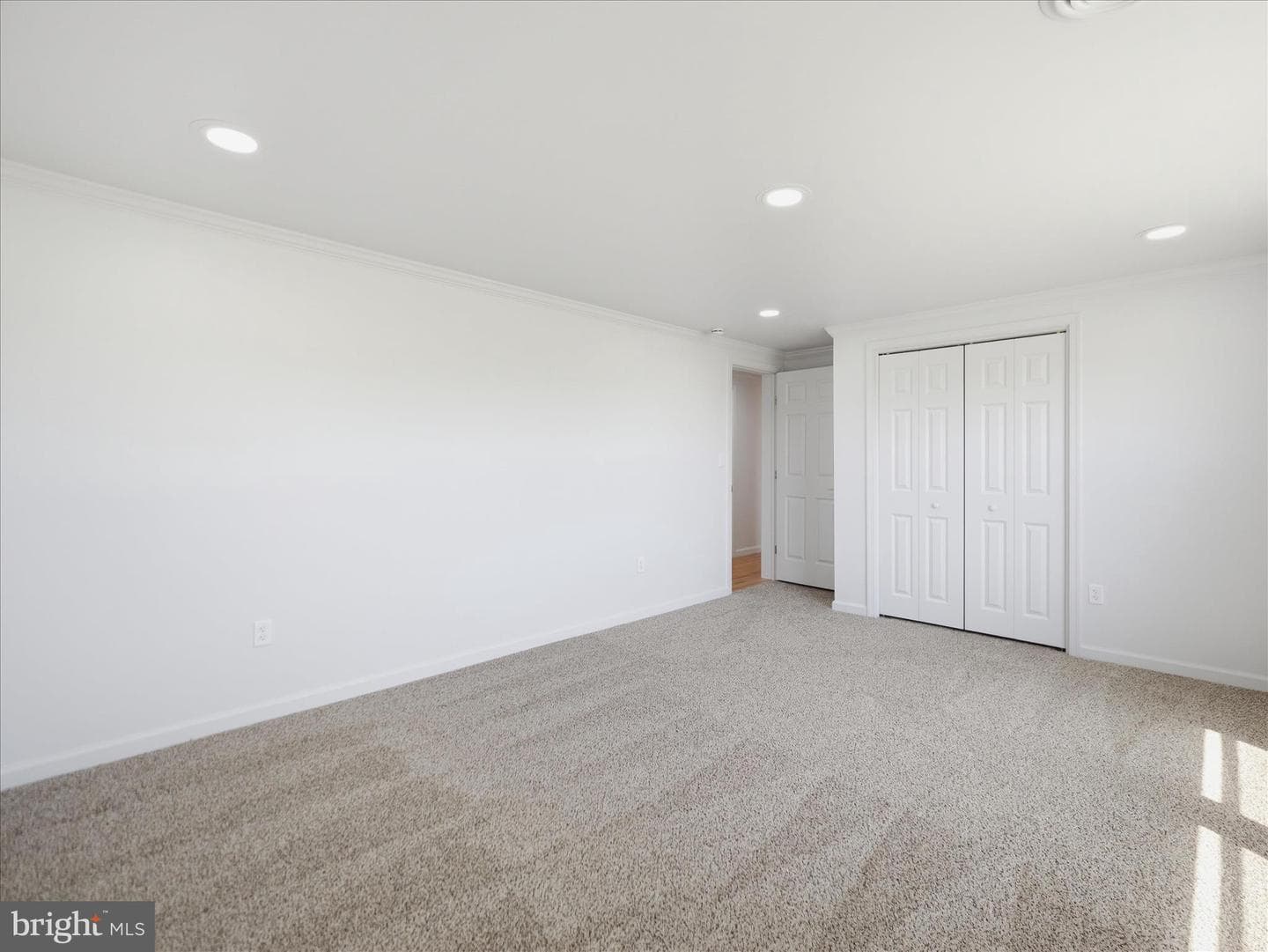 115 White Church Road photo 11