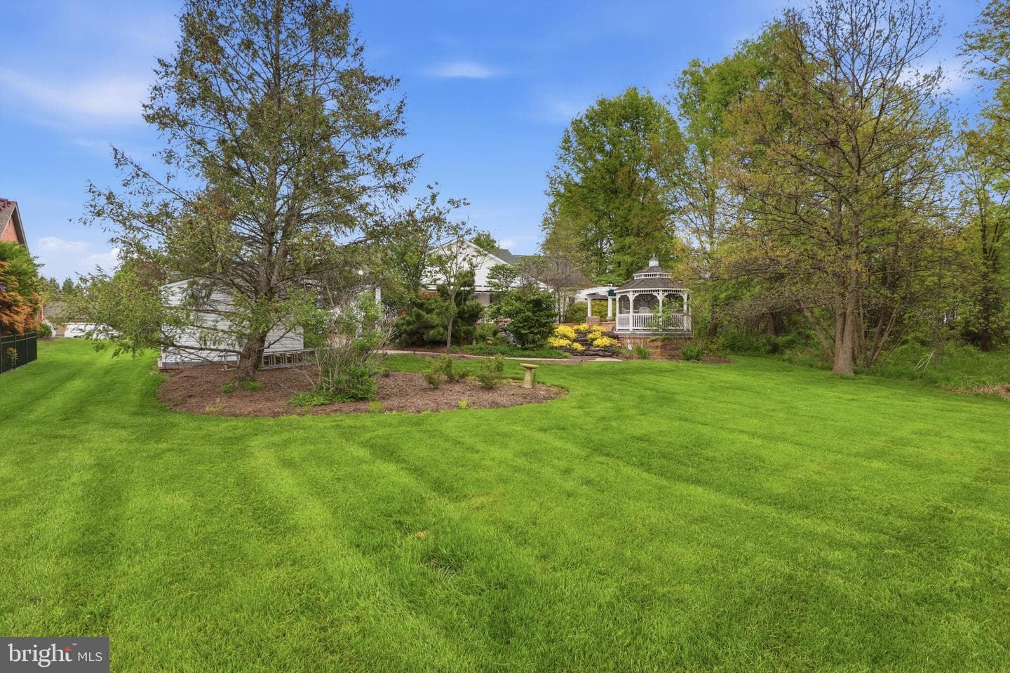 33 Warm Breeze Court photo 49