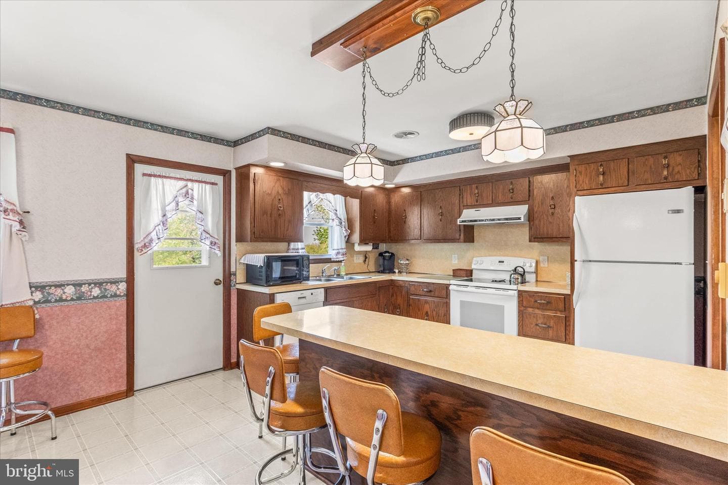 160 Elmwood Avenue photo 22