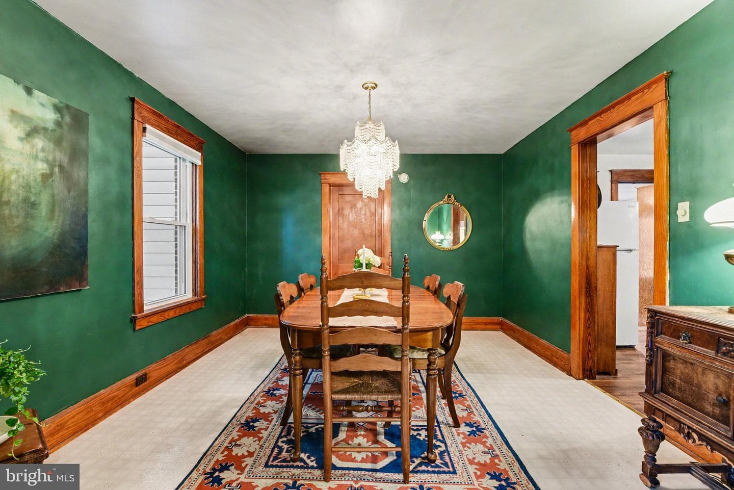186 W York Street photo 9