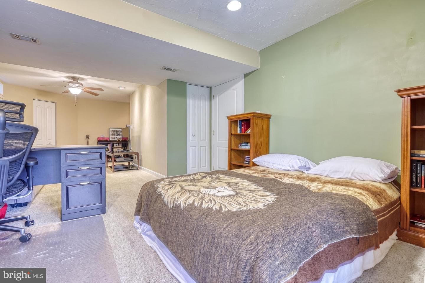137 Maple Drive photo 35