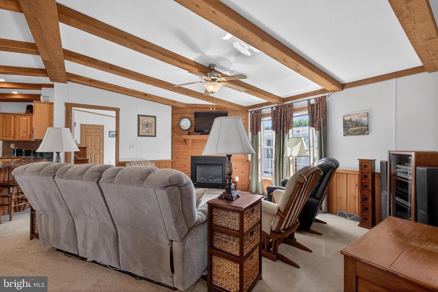 186 Goldcrest Circle photo 10