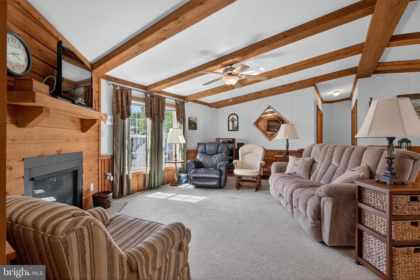186 Goldcrest Circle photo 11