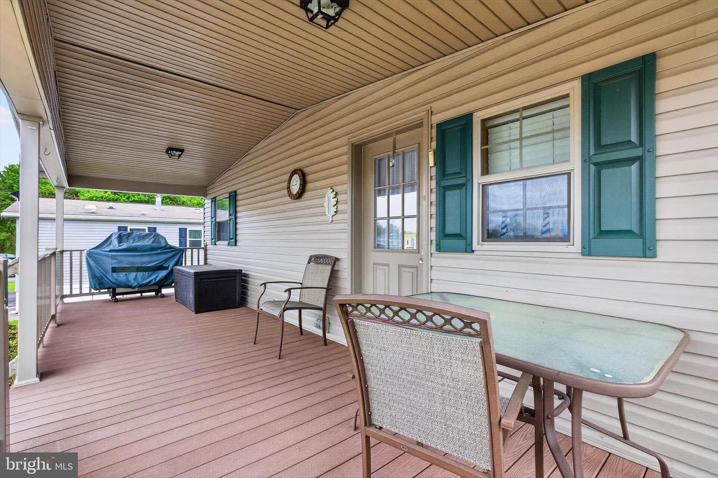 186 Goldcrest Circle photo 4