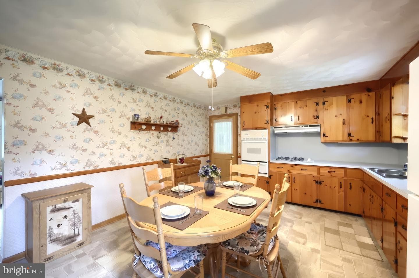 60 Meadow Lane photo 15