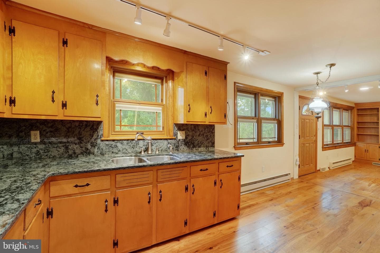 315 700 Road photo 45