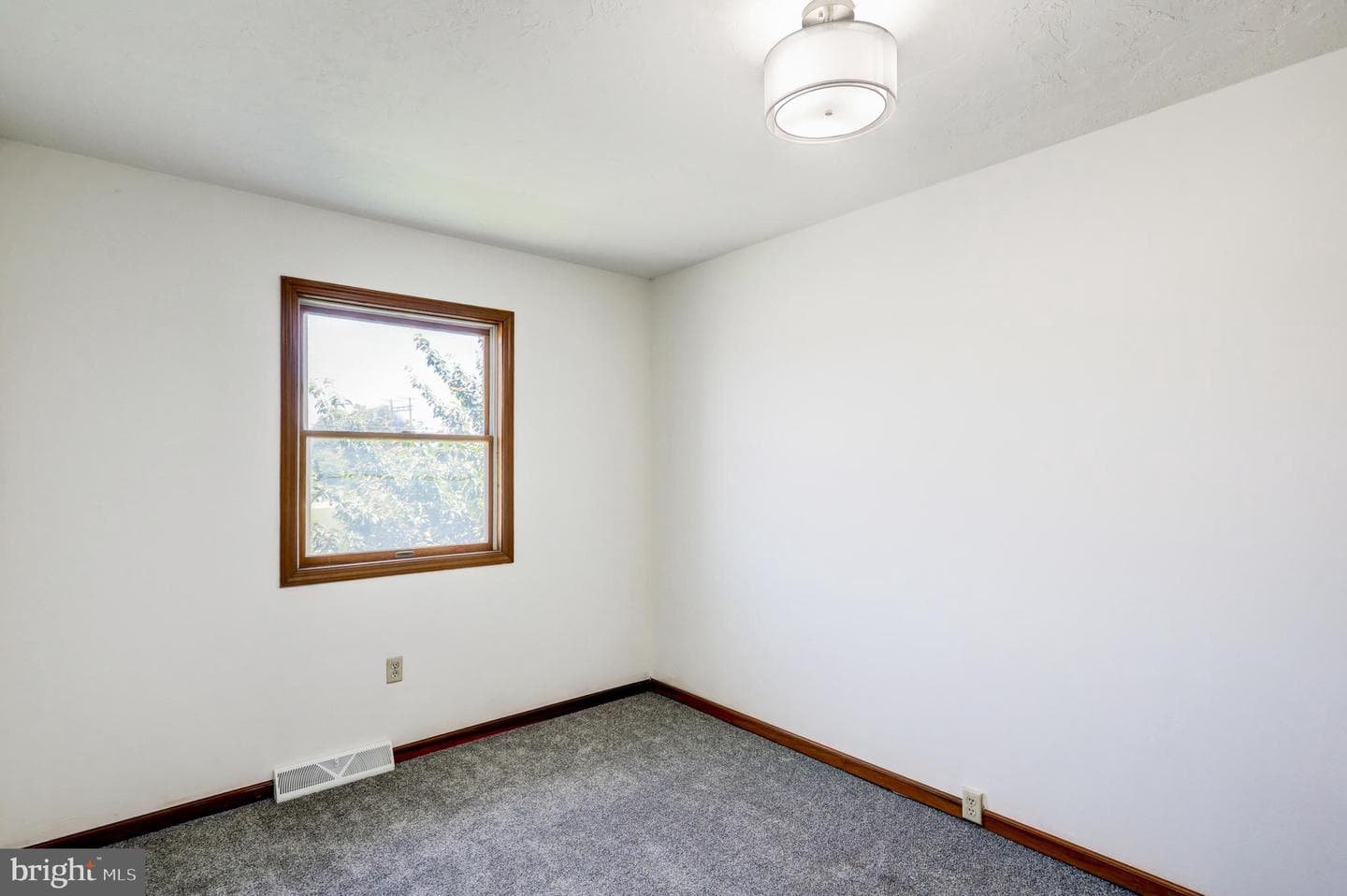 25 Filbert Street photo 19