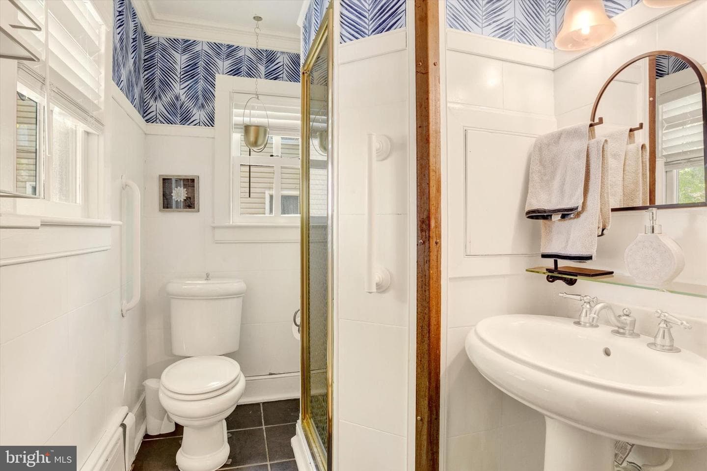 221 Lincoln Way W photo 18