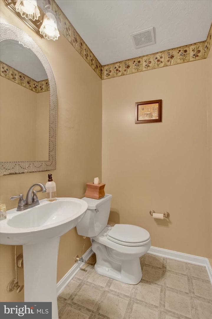 31 Hemlock Drive photo 7
