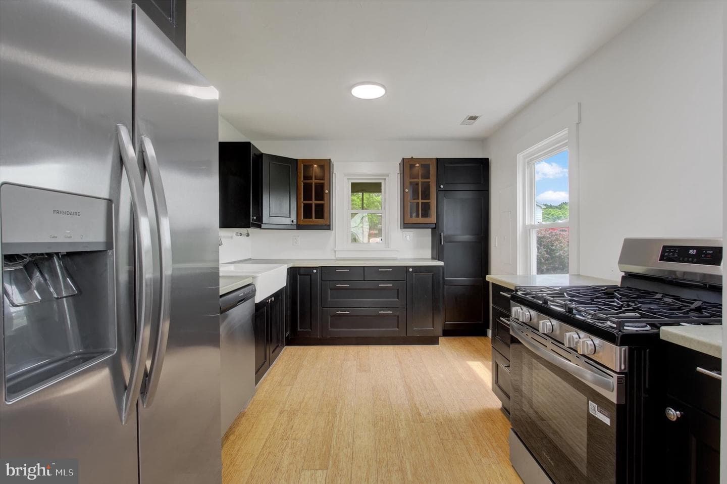 210 Cottage Drive photo 6