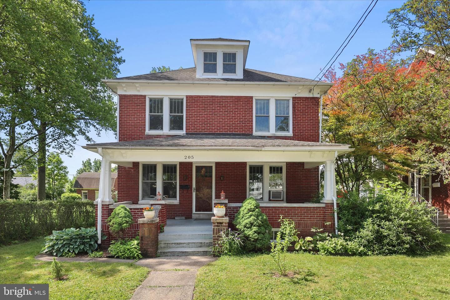 205 Hanover Street photo 11