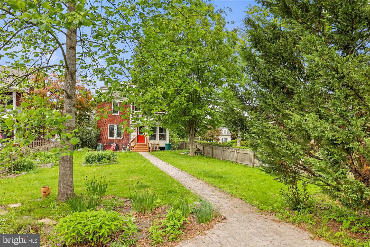 205 Hanover Street photo 5