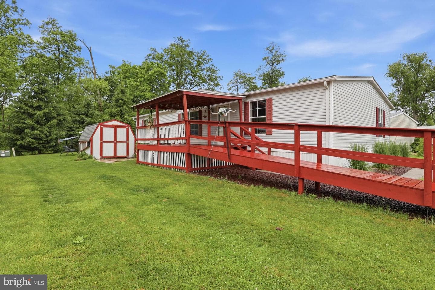 156 Linda Drive photo 2