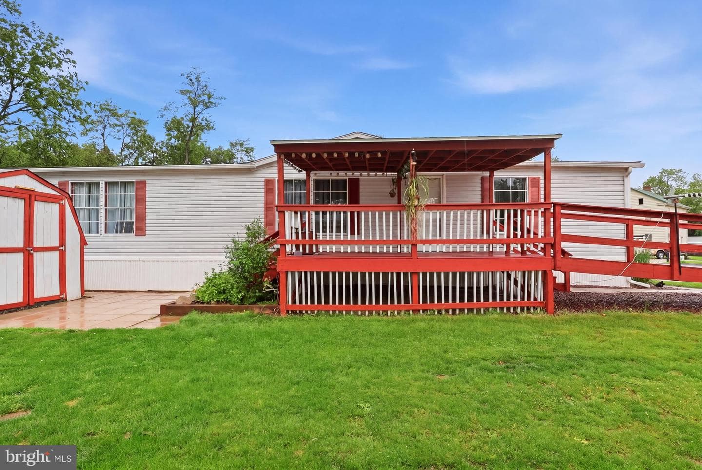 156 Linda Drive photo 4