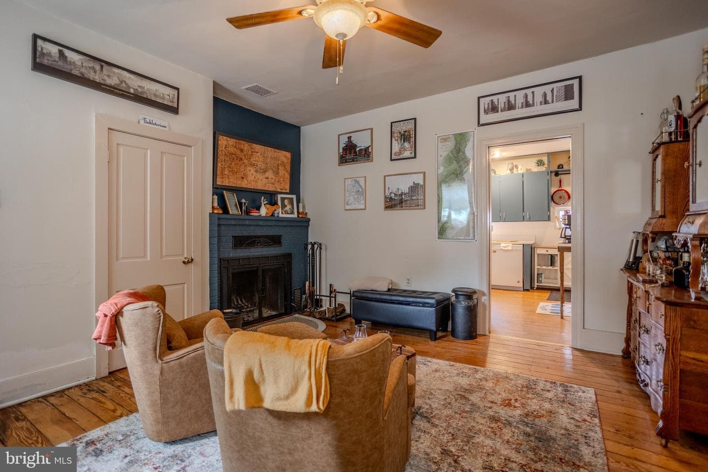 118 E Main Street photo 32