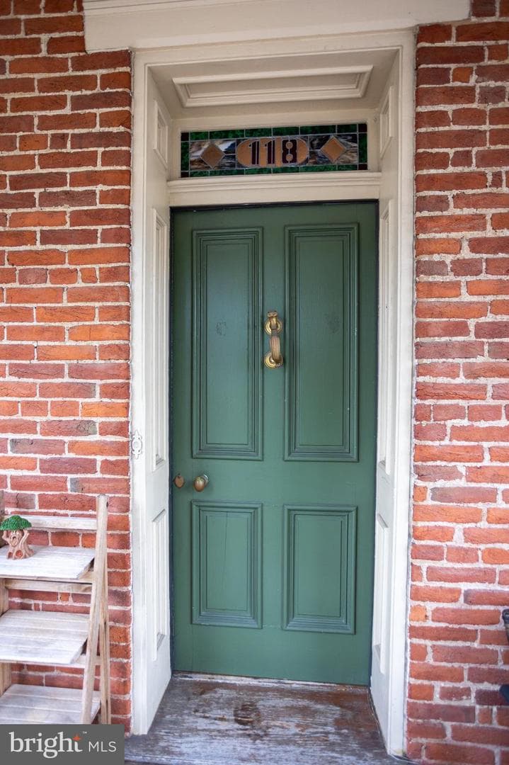 118 E Main Street photo 6