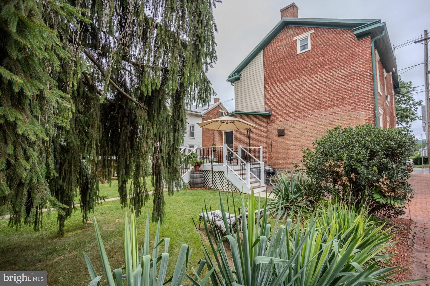 118 E Main Street photo 7