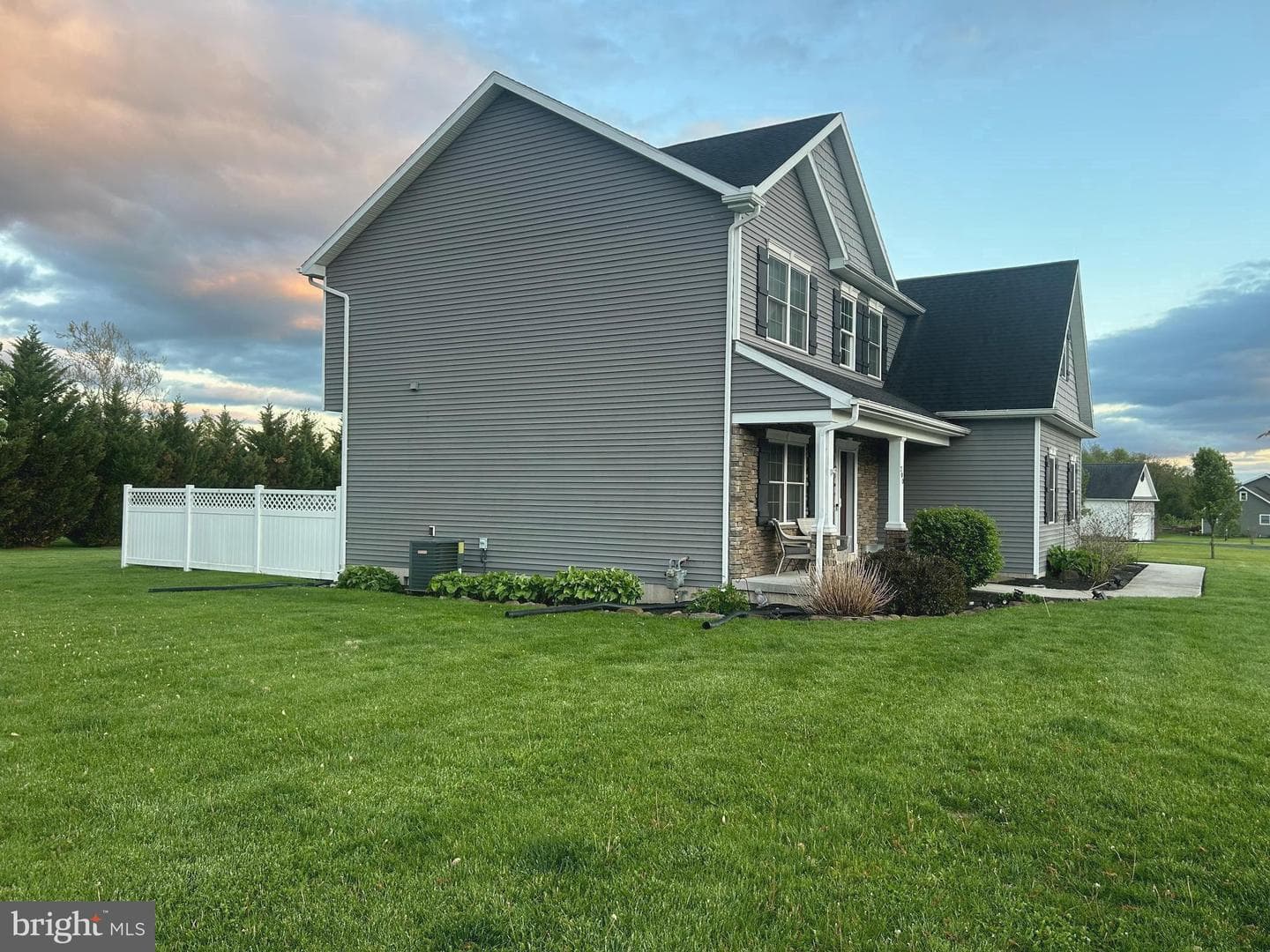 200 Irish Drive photo 2
