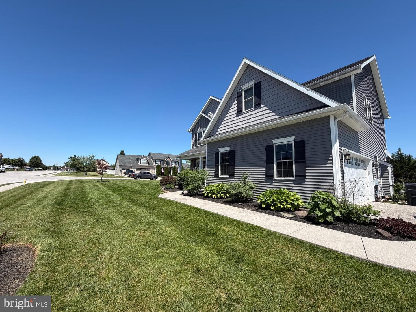 200 Irish Drive photo 3