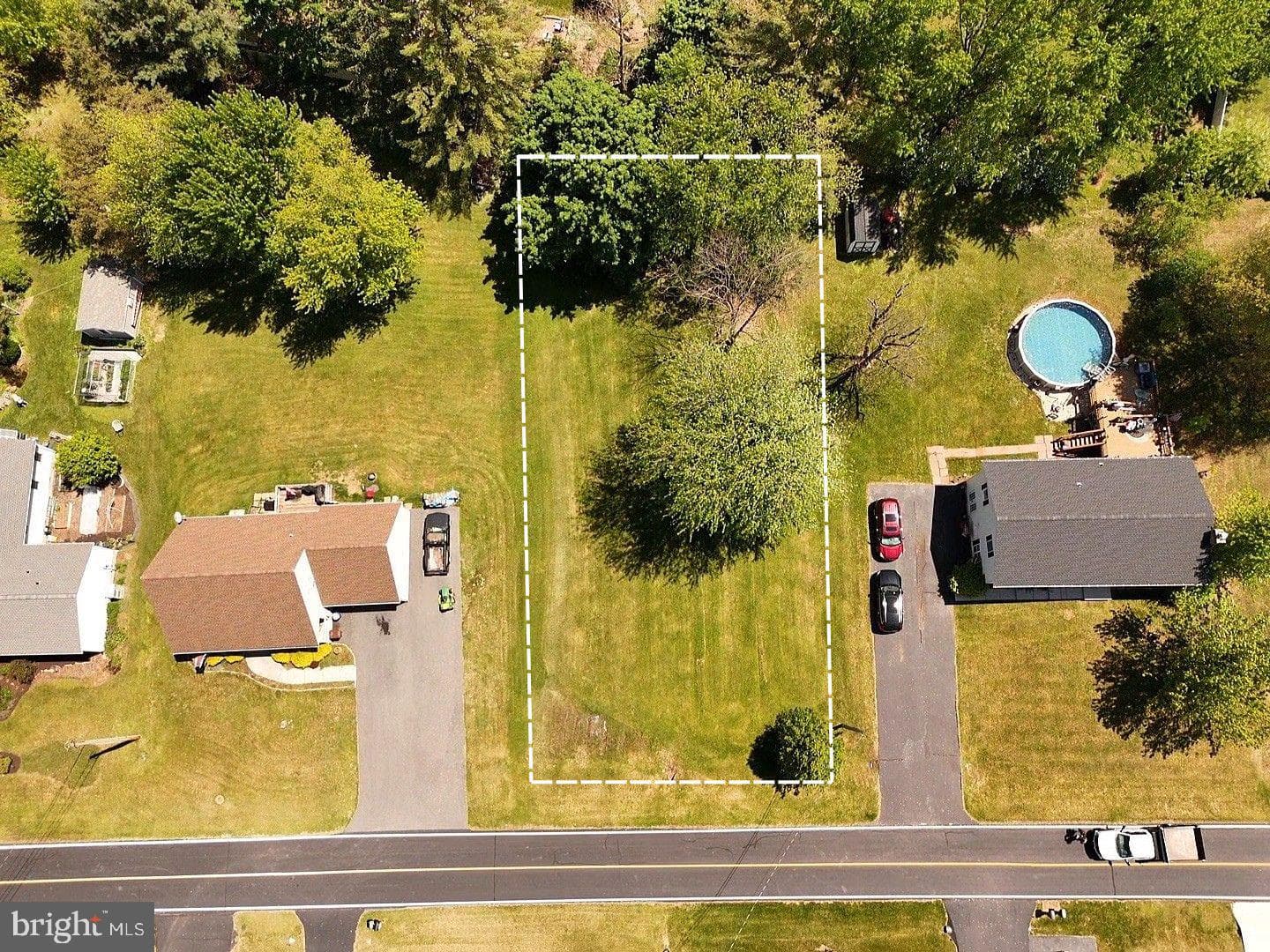 663 Curtis Drive photo 19