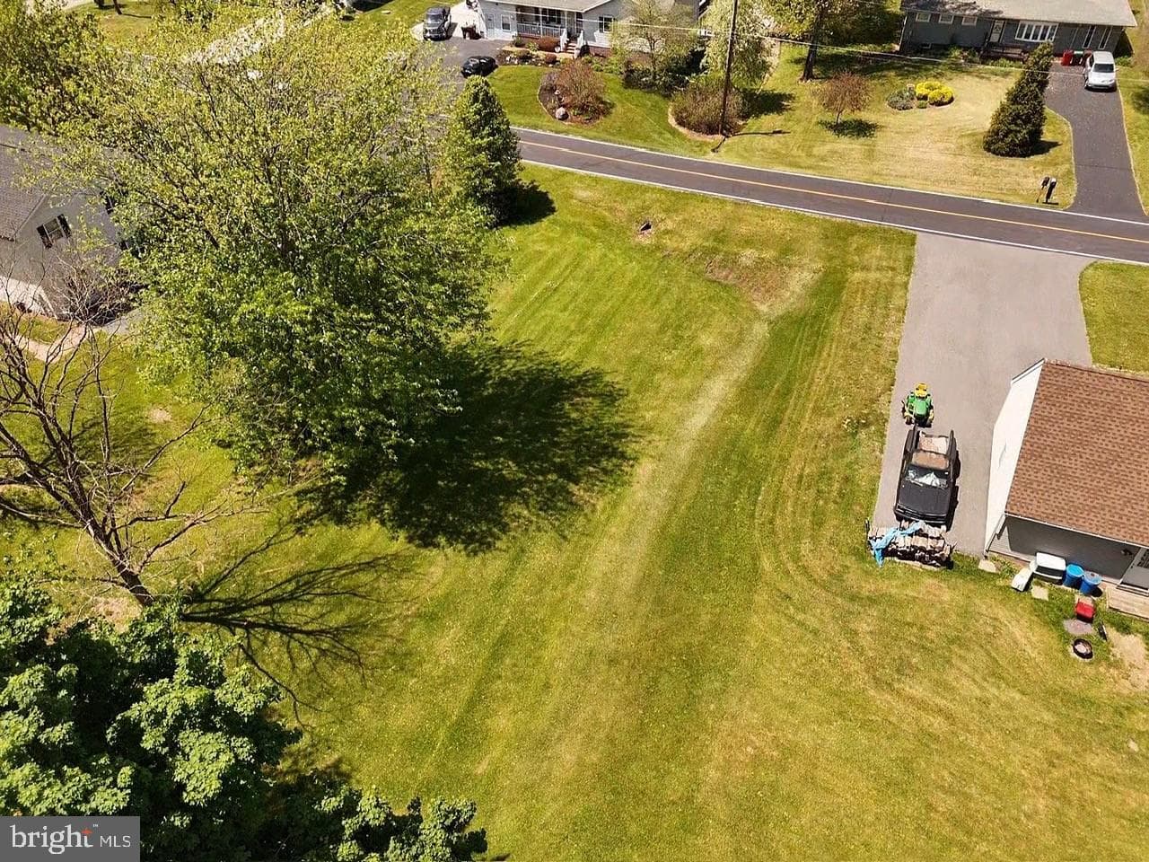 663 Curtis Drive photo 23