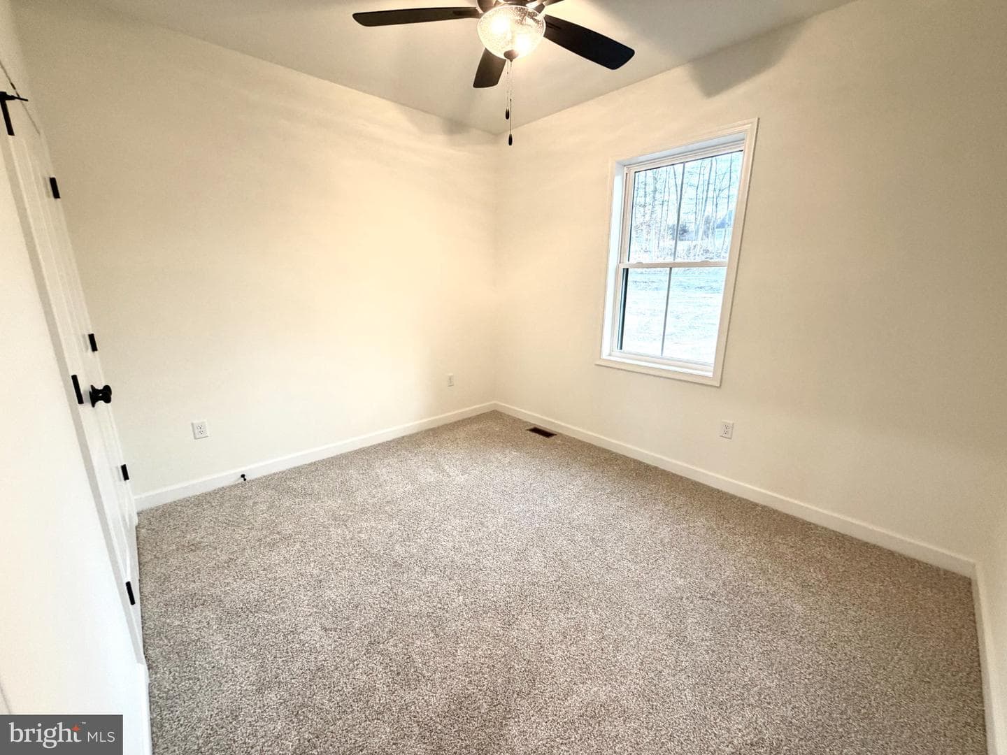 663 Curtis Drive photo 8