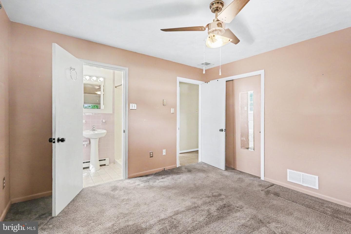 13 Ewell Drive photo 20