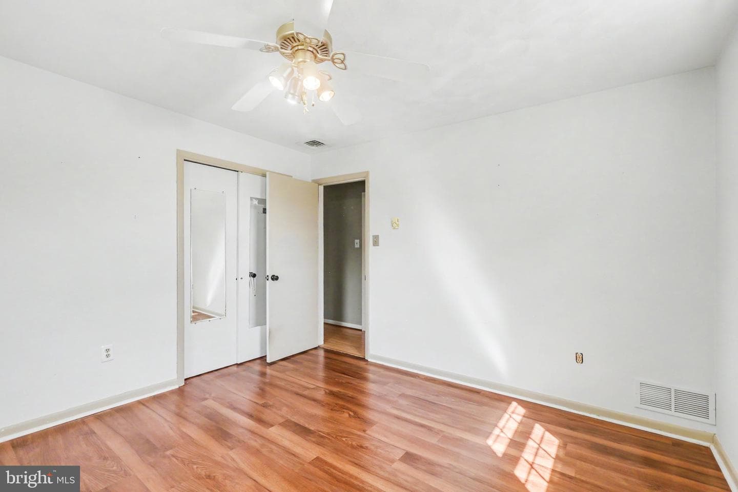 13 Ewell Drive photo 24