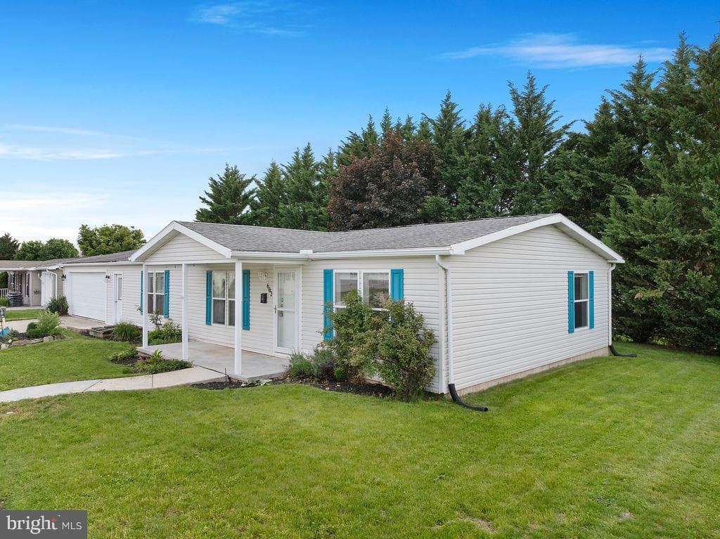 602 Pine Tree Lane photo 28