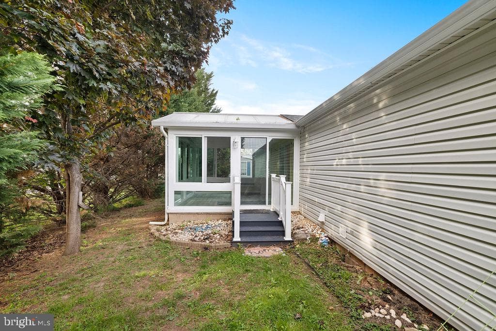 602 Pine Tree Lane photo 37