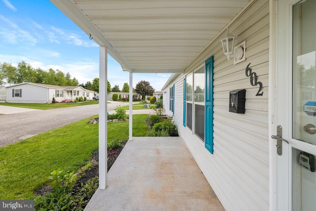 602 Pine Tree Lane photo 41