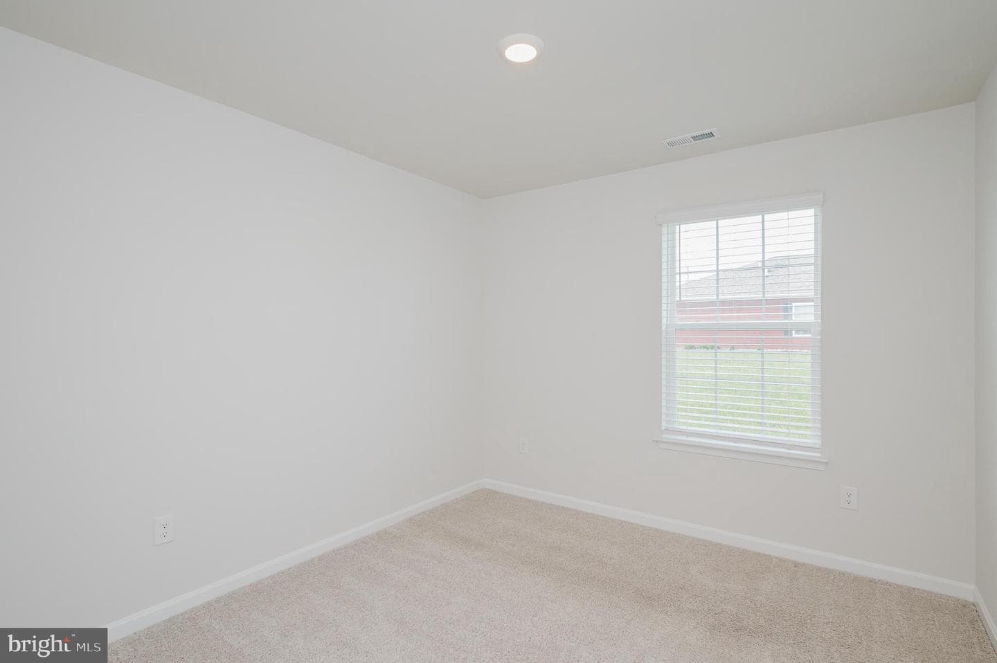 85 River Road photo 11