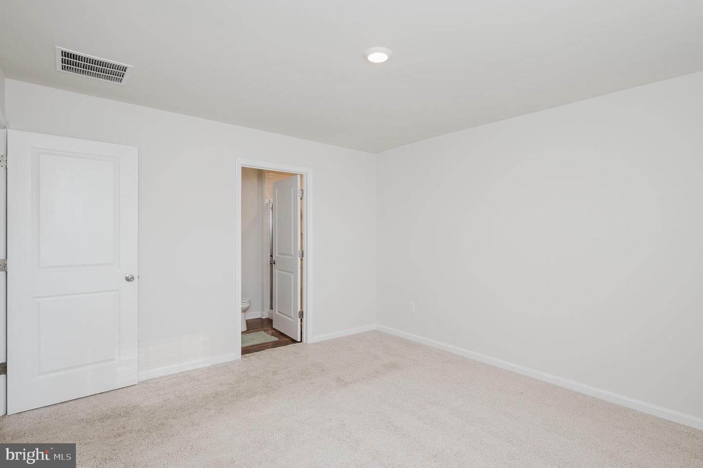 85 River Road photo 31