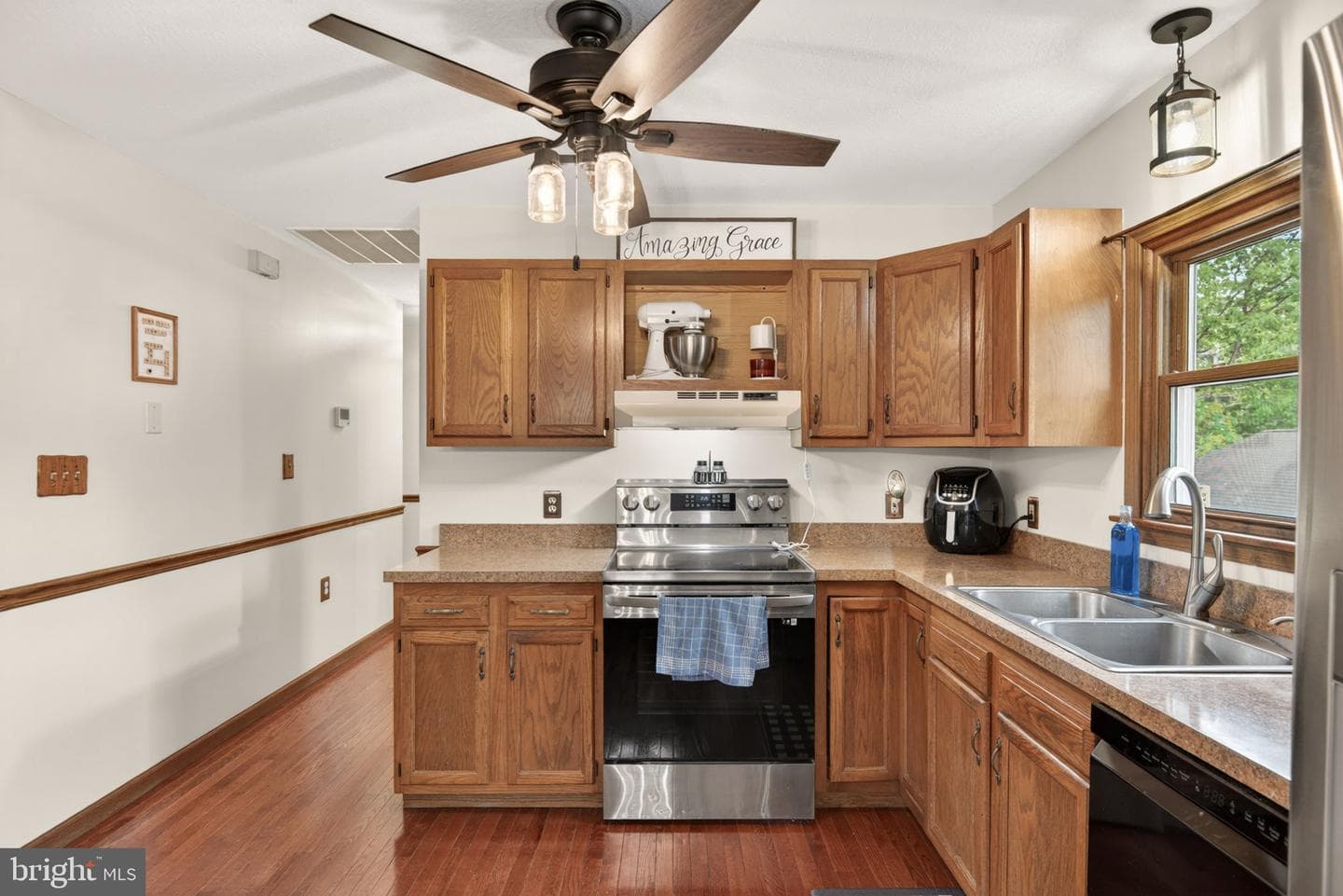 140 Hamilton Drive photo 12