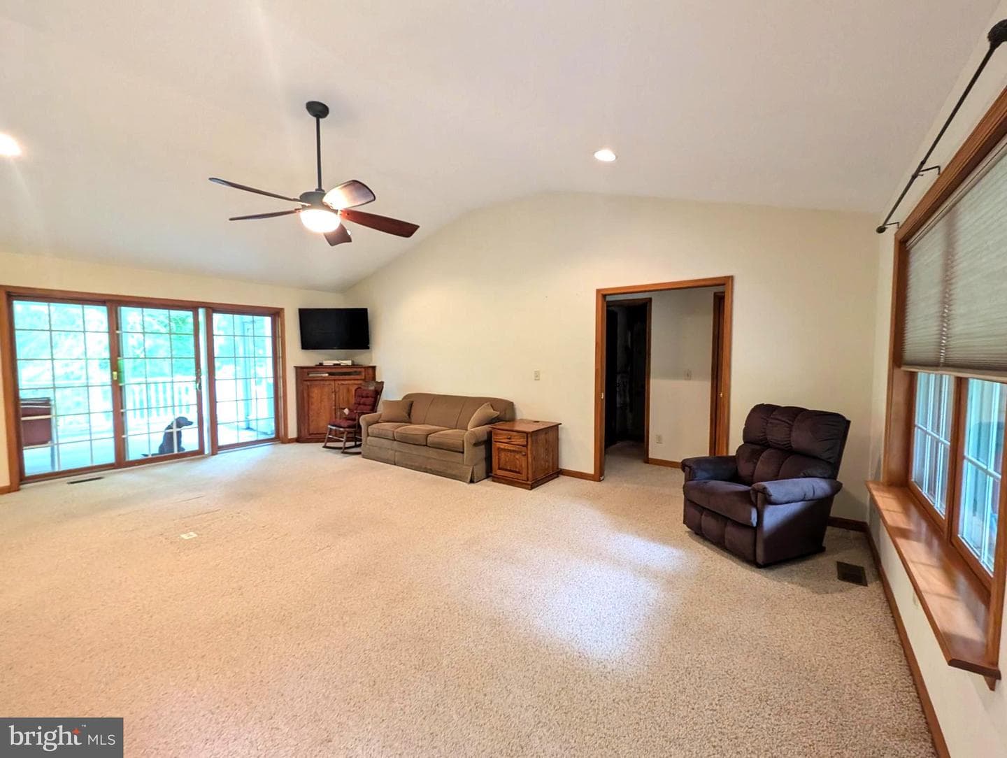 85 Southview Drive photo 18
