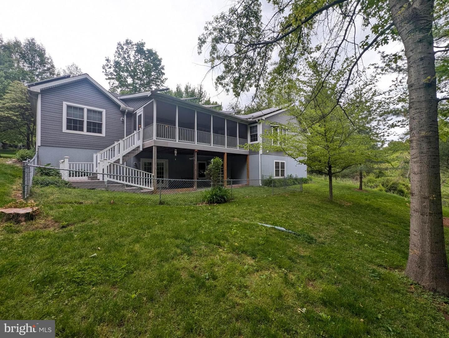 85 Southview Drive photo 9