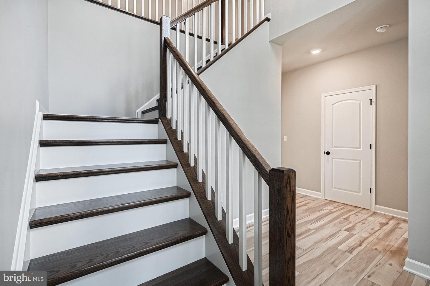 25 S Orchard View Drive photo 7