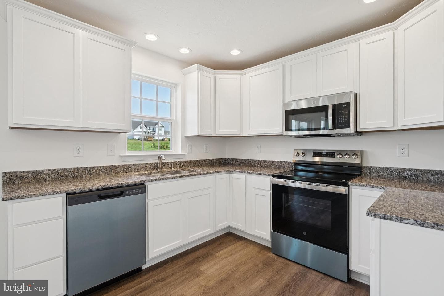 129 Piedmont Way #123 photo 5